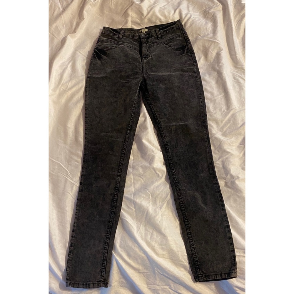 Ecote high waisted corduroy/velvet jeans